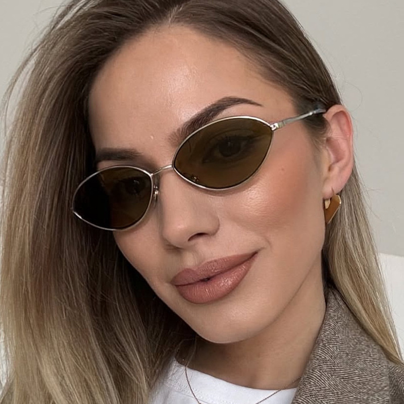 Designer Sunglasses - Retro Cat Eye Woman Sunglasses for