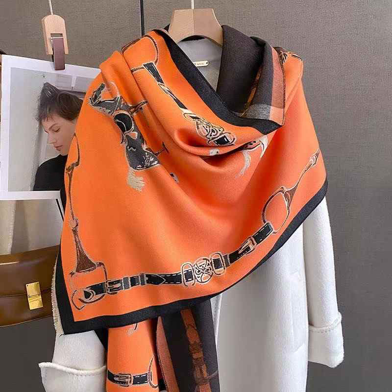 Retro Rider Horse Imitation Ca - огляд і ціна Cashmere Scarf