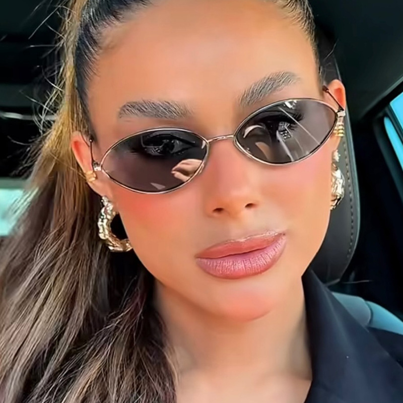 Retro Cat Eye Woman Sunglasses - огляд і ціна Designer Sunglasses