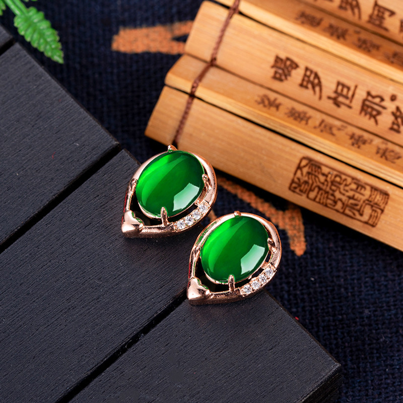 Natural Jade Flower Earrings S - огляд і ціна Gold Plated Jewelry